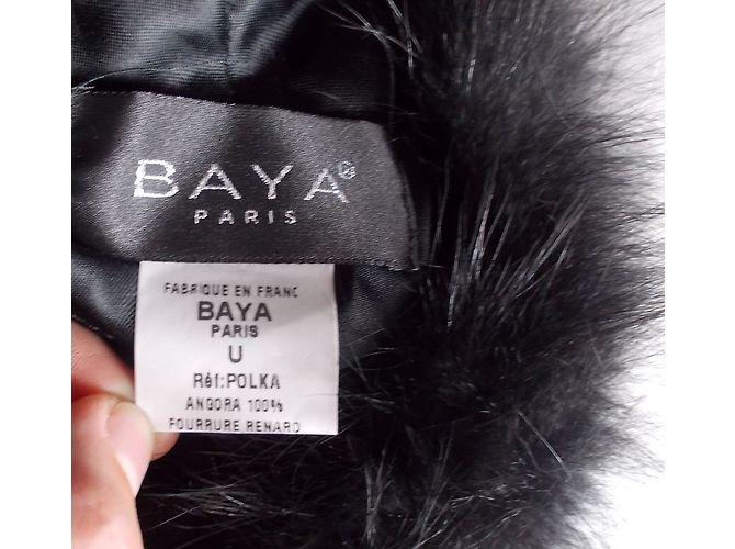 Autre Marque Cappello BAYA POLKA nero in angora con pelliccia di volpe - vista 4