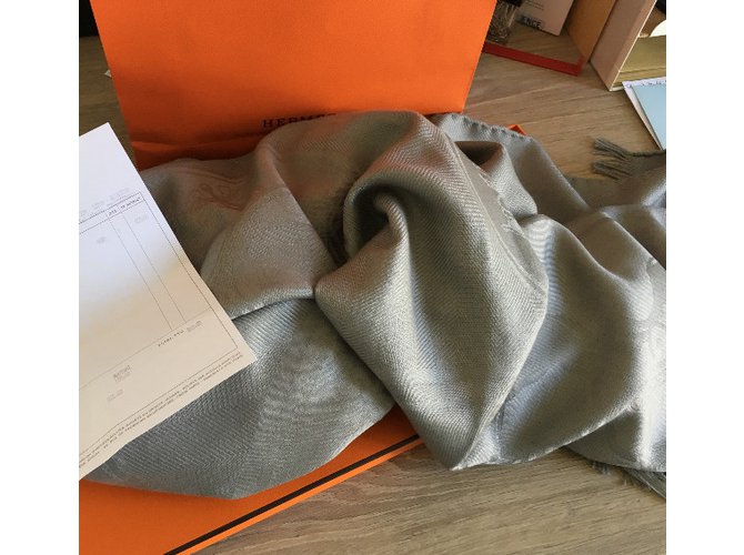 Hermès Nova Libris Cinza - vista 2