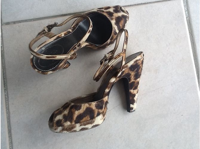 Prada Leopard Print Exotic Leather Pumps 36.5 Leopardenprint - Ansicht 6