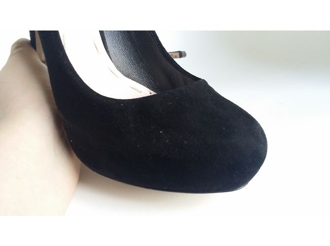 Miu Miu Pumps aus schwarzem Wildleder 12cm Absatz - Ansicht 5