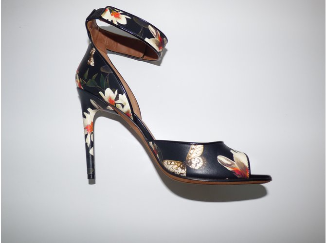 Givenchy Ledersandalen mit Blumenmuster Schwarz Eggshell Mehrfarben Aus weiß - Ansicht 10