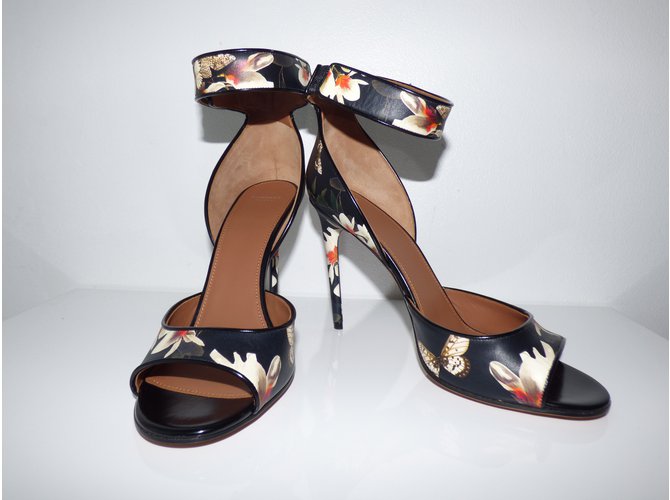 Givenchy Ledersandalen mit Blumenmuster Schwarz Eggshell Mehrfarben Aus weiß - Ansicht 19