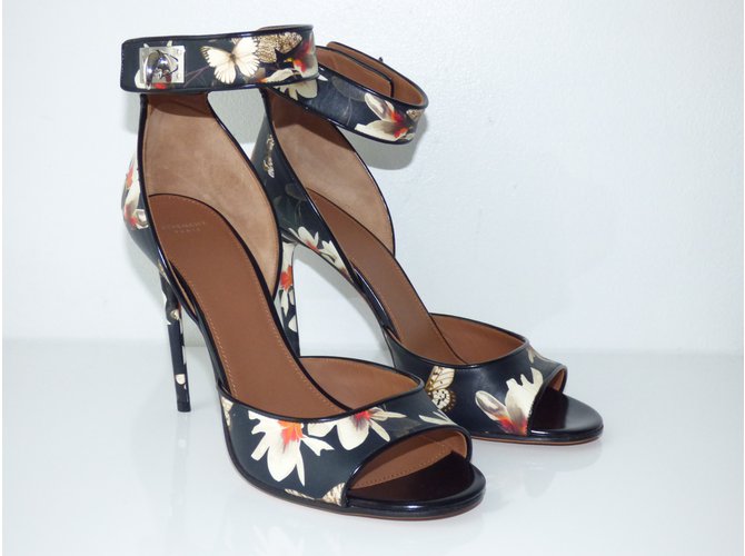 Givenchy Ledersandalen mit Blumenmuster Schwarz Eggshell Mehrfarben Aus weiß - Ansicht 3