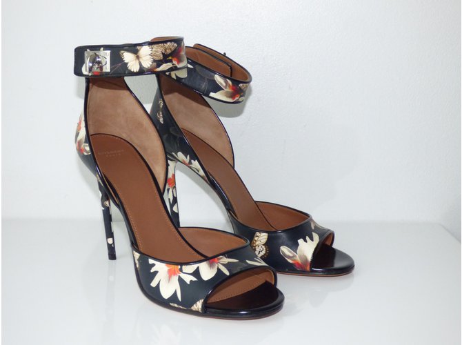 Givenchy Ledersandalen mit Blumenmuster Schwarz Eggshell Mehrfarben Aus weiß - Ansicht 4