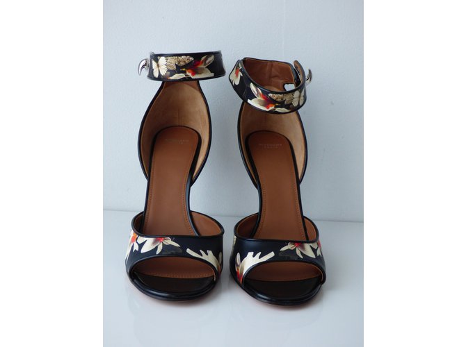 Givenchy Ledersandalen mit Blumenmuster Schwarz Eggshell Mehrfarben Aus weiß - Ansicht 6