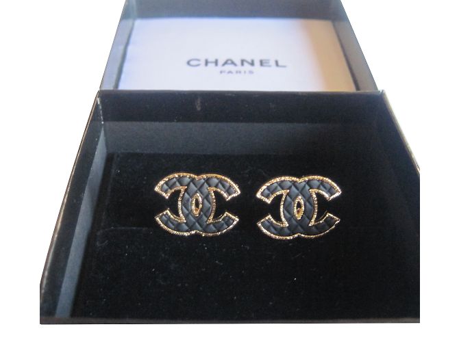 Chanel Brincos Preto Dourado - vista 2