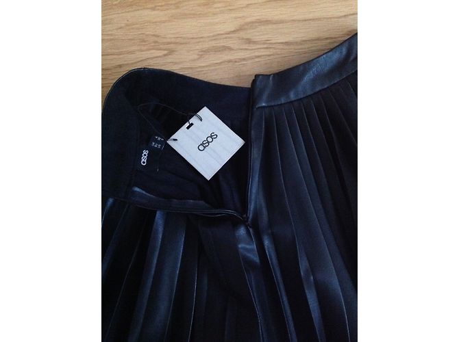 Falda longuette Asos de imitación cuero negra plisada Negro - vista 3