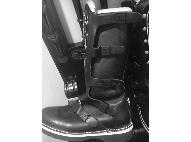 Chanel Botas de moto tamaño 39 Negro - vista 4
