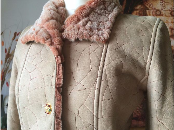 Chanel Jacket Beige - view 17