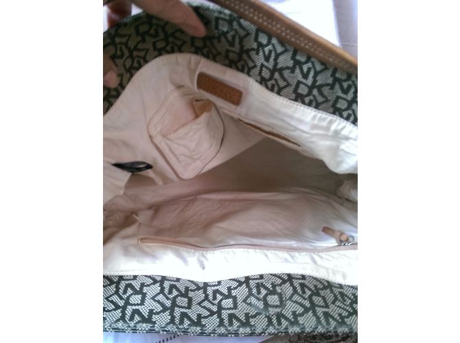 Borsa Tote Dkny Verde Kaki in Tela e Pelle - vista 8