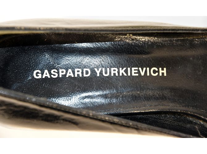 Gaspard Yurkievich Tacchi Nero - vista 9