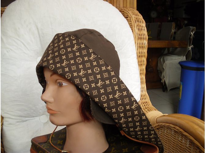 Louis Vuitton Hat - view 4