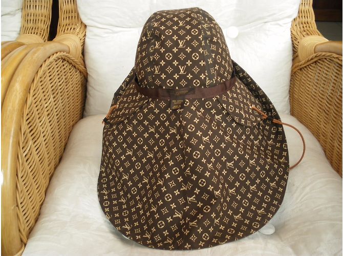 Louis Vuitton Hat - view 6