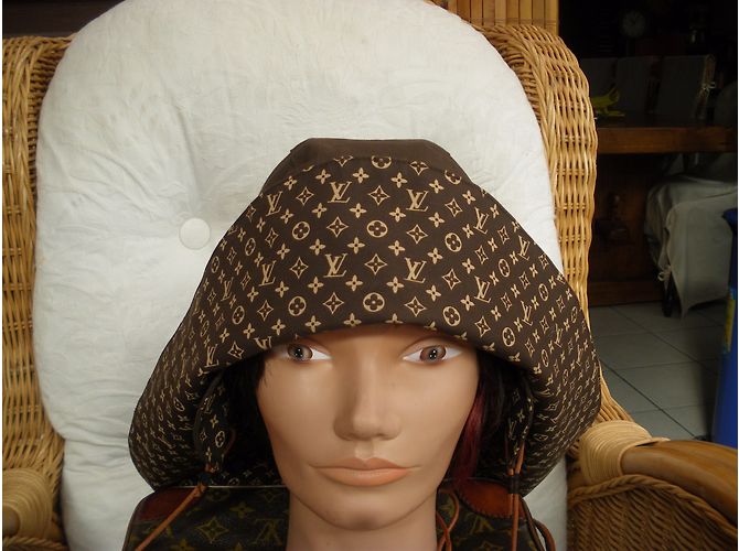 Louis Vuitton Hat - view 7