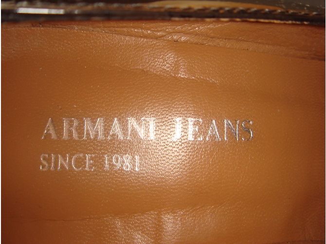 Mocassini Armani Jeans in vernice marrone scuro - vista 2