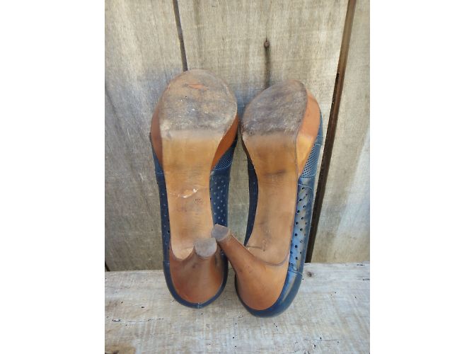 Fratelli Rosseti Décolleté open toe Fratelli Rossetti in pelle blu - vista 7