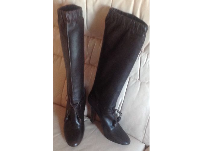Botas Yves Saint Laurent de piel de cordero marrón Marrón oscuro - vista 5