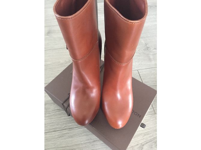 Louis Vuitton Botines de tacón en cuero marrón Castaño - vista 6