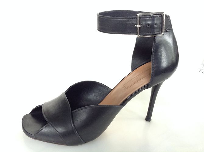 Sandali Céline in pelle nera con tacco 9cm Nero - vista 4