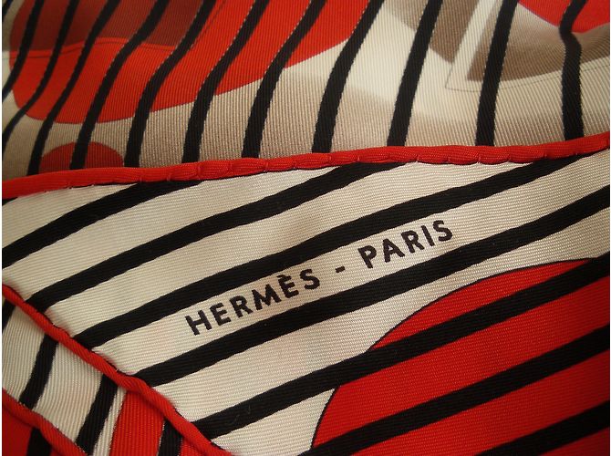 Hermès Mütze / Mütze / Schal zum Binden Mehrfarben - Ansicht 9