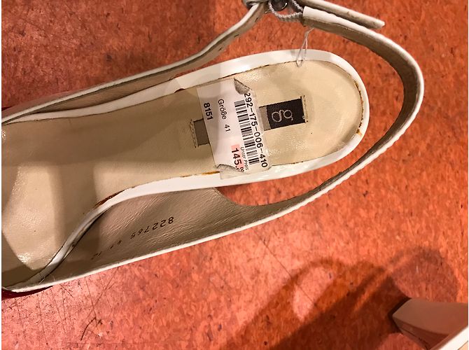 Autre Marque Sandali Gadea in vernice bianca Bianco - vista 6