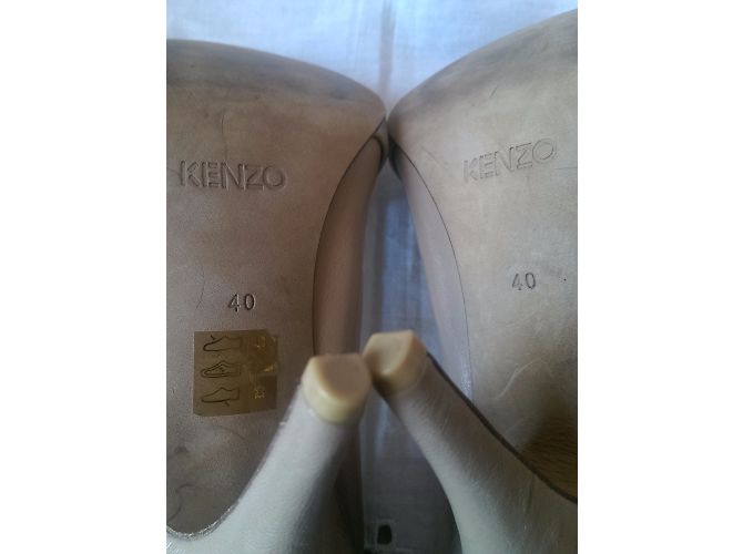 Décolleté Kenzo in pelle beige con punta - vista 9