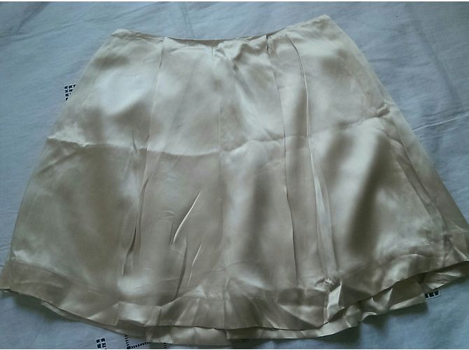 Falda corta de seda plisada Tara Jarmon Crema Crudo - vista 4