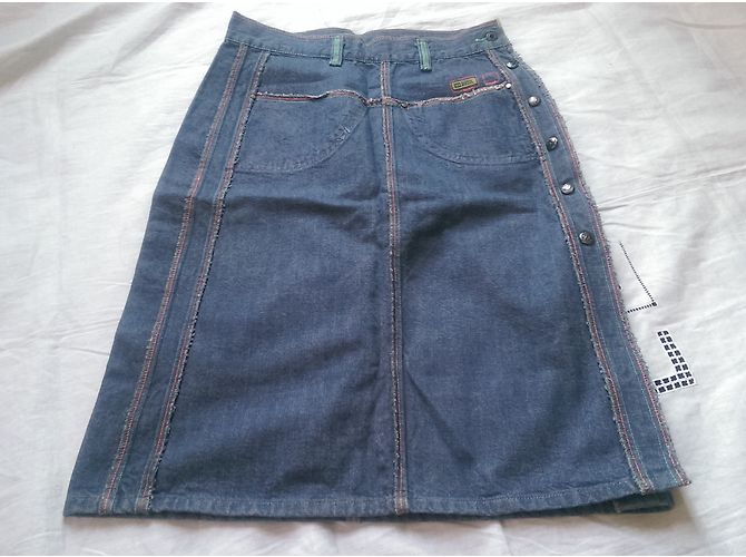 Falda Diesel de denim azul de largo a la rodilla algodón - vista 3