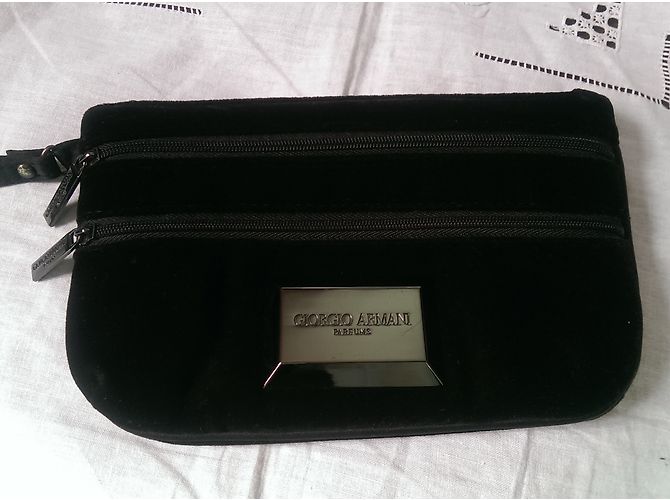 Pochette Giorgio Armani in velluto nero - vista 4