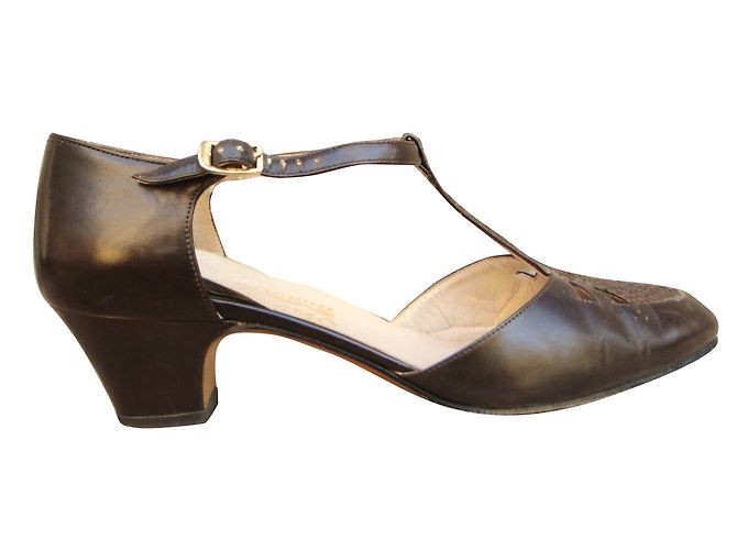 Sandali Salvatore Ferragamo Salomé in pelle marrone - vista 2