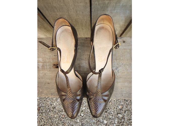 Sandali Salvatore Ferragamo Salomé in pelle marrone - vista 3
