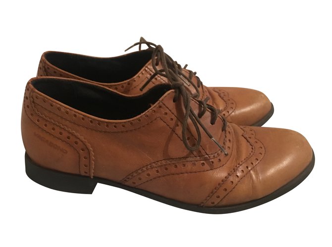 Autre Marque Vagabond Scarpe stringate in pelle caramello - vista 2