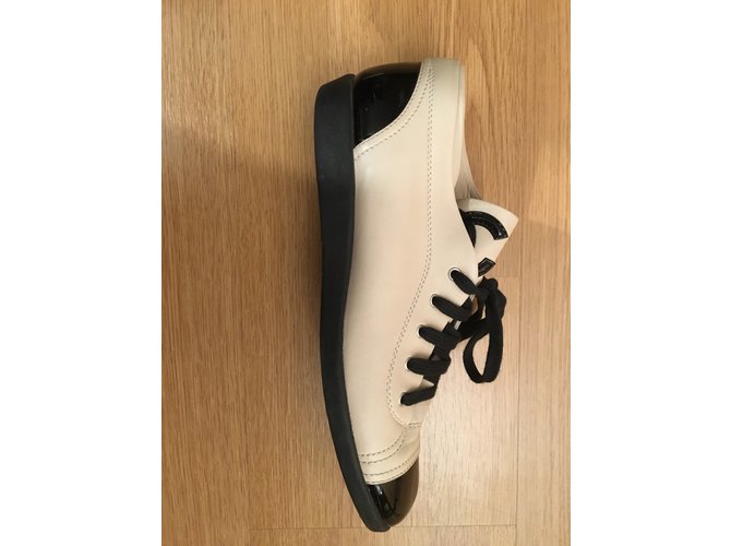Chanel scarpe da ginnastica Beige - vista 3