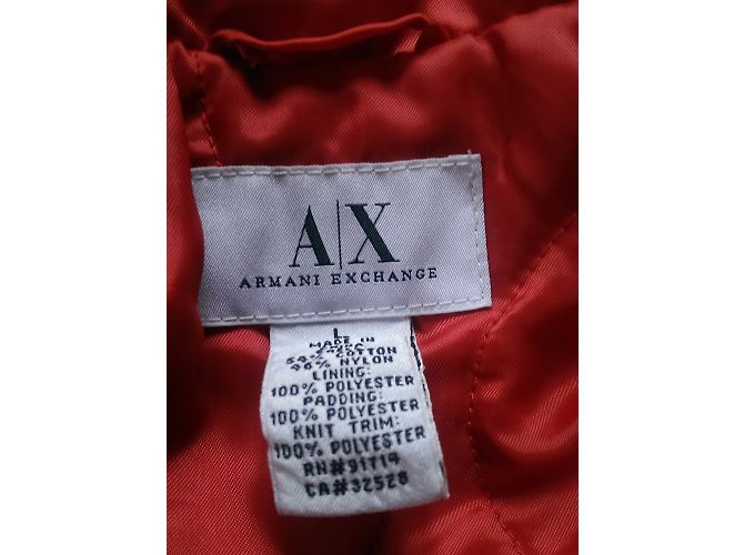 Jaqueta Armani Exchange preta com efeito cetim acolchoada Preto - vista 8