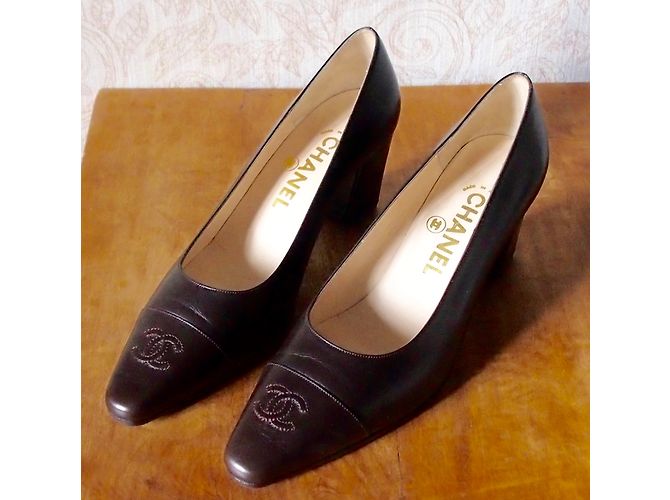 Chanel Heels Chocolate - view 3