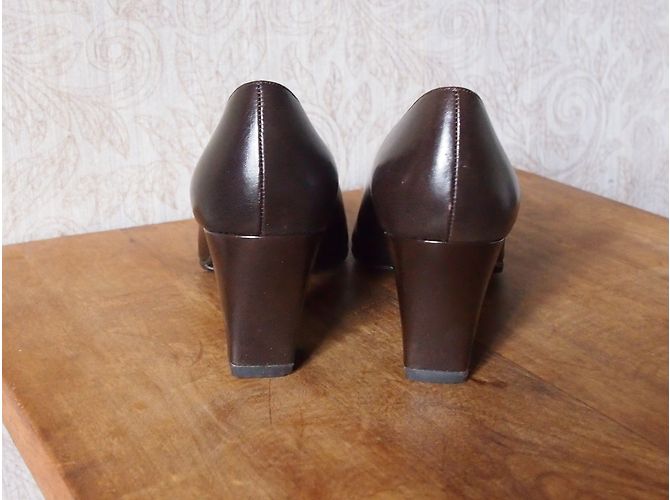 Chanel Heels Chocolate - view 6