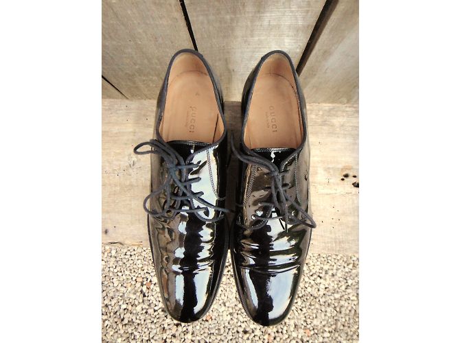 Décolleté Derby Gucci in pelle verniciata nera 39.5IT Nero - vista 6