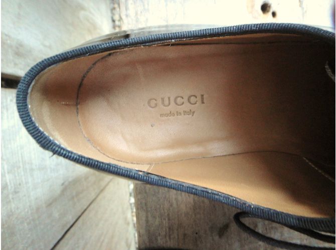 Décolleté Derby Gucci in pelle verniciata nera 39.5IT Nero - vista 9