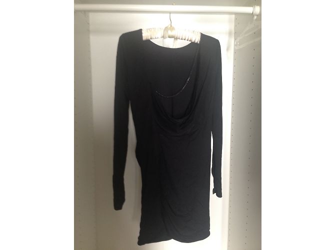 Kurzes schwarzes Kleid von Bcbg Max Azria - view 4