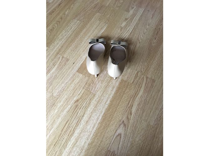 Dune Absatzschuhe aus beige Leder mit Metallschleife 7cm - Ansicht 4