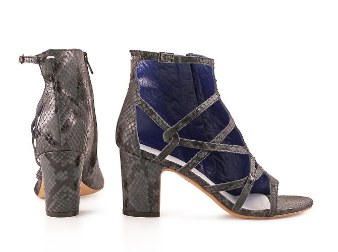 Maison Martin Margiela Asymmetrische Python Sandalen Anthrazit Anthrazitgrau - Ansicht 2