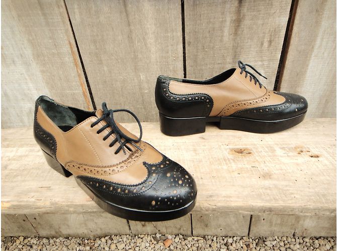 Robert Clergerie Richlieu Scarpe stringate in pelle Caramello - vista 3