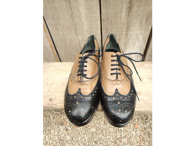Robert Clergerie Richlieu Scarpe stringate in pelle Caramello - vista 5