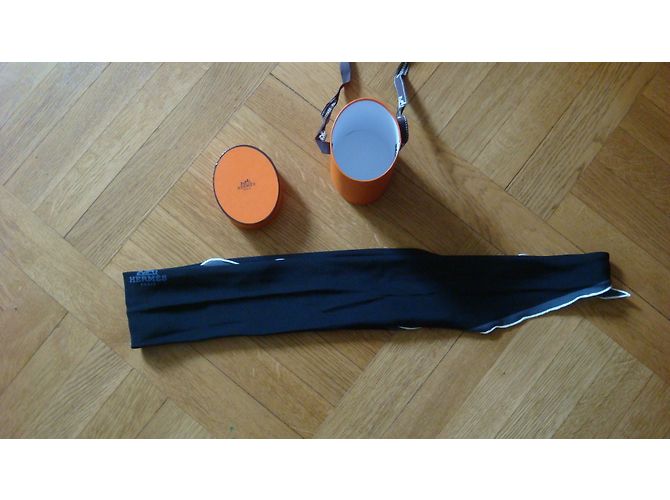 Hermès Seidentuch Schwarz - Ansicht 4