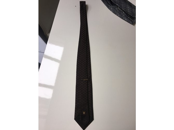 Louis Vuitton Cravate Marron - vue 3