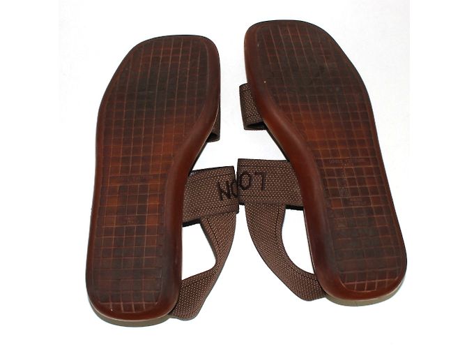 Louis Vuitton Sandals Brown - view 5