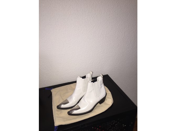 Louis Vuitton Cosplay Blanco - vista 3