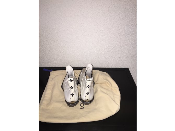 Louis Vuitton Cosplay Blanco - vista 4