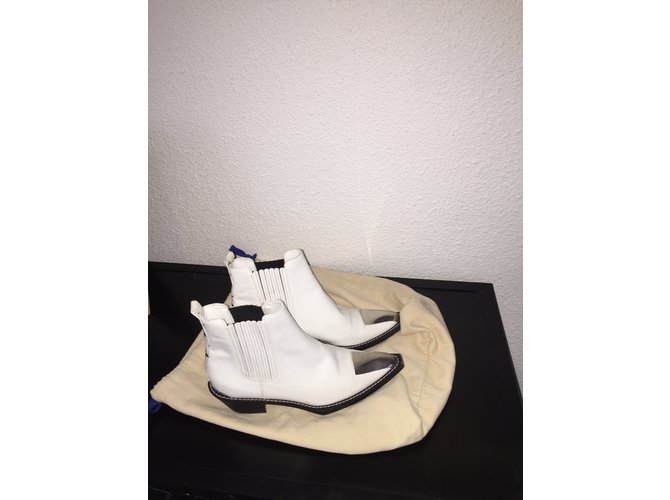 Louis Vuitton Cosplay Blanco - vista 5