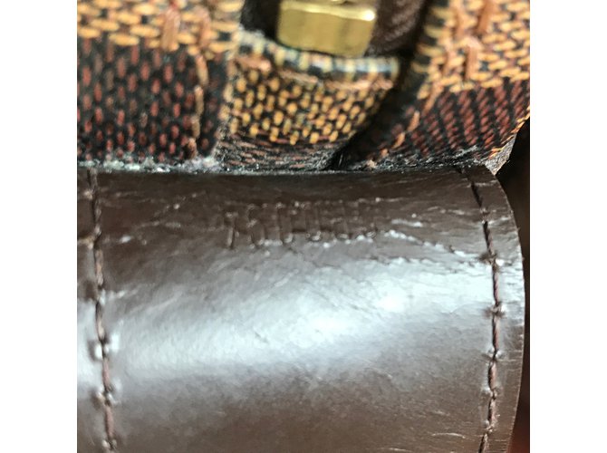 Louis Vuitton Borsa messenger Naviglio Marrone - vista 11